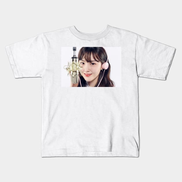 Kim Chaehyun Kids T-Shirt by rafand23